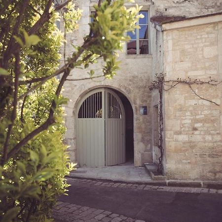 Maison Paul & Gabrielle Chablis Exterior photo